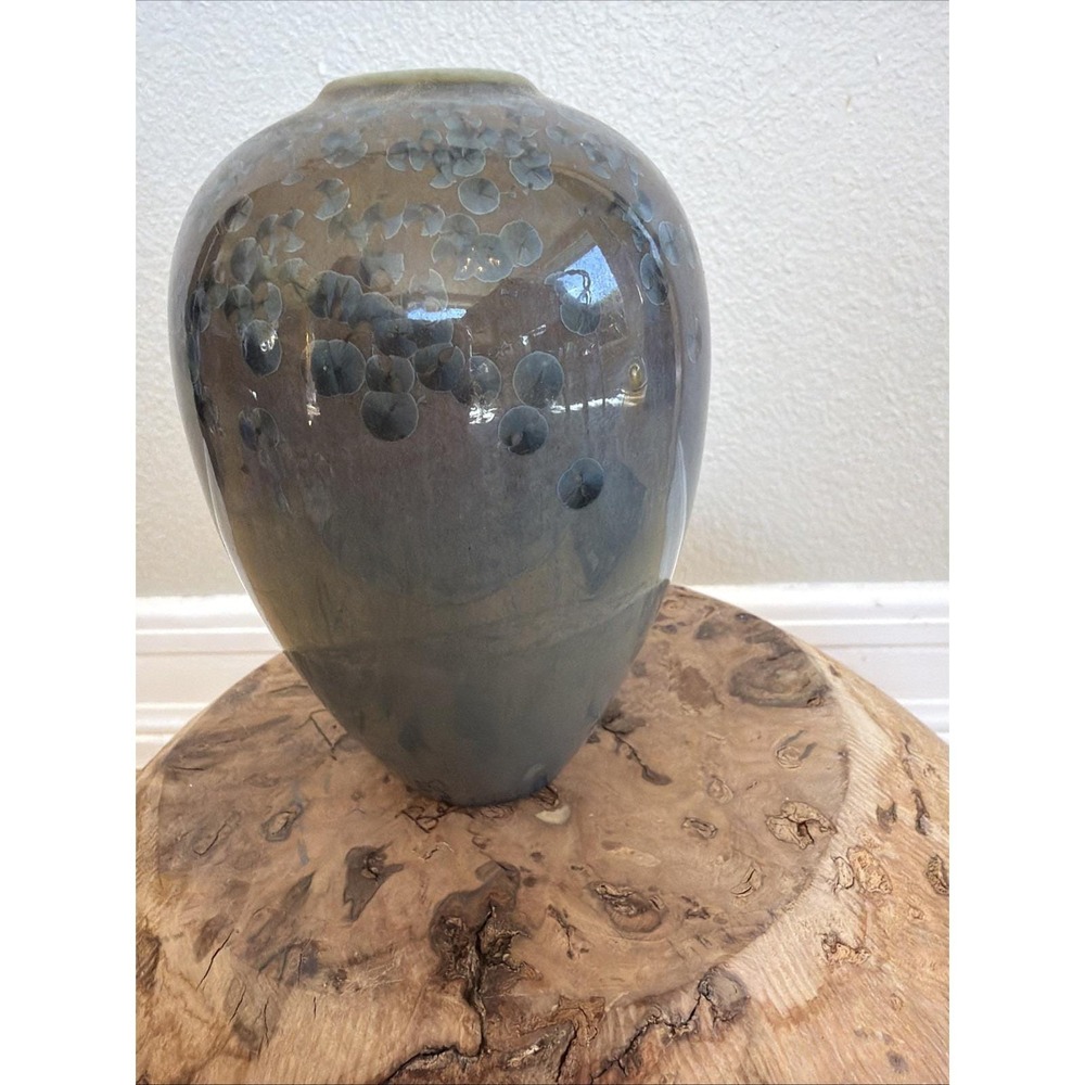 Signed Burton Studio Art Pottery Vase Blue Gray Drip‎ Glaze 5.5 Inch